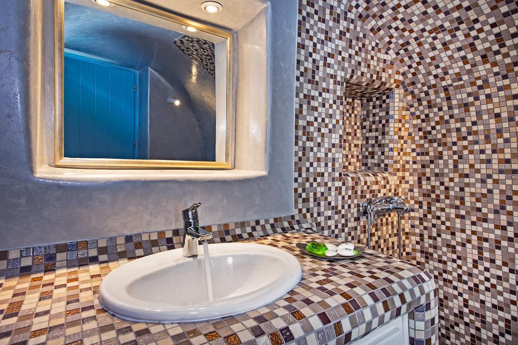 Ananda Suites อิเมโรวิยอน ห้อง รูปภาพ